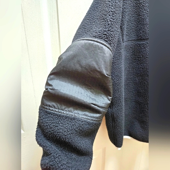 Nike ACG Therma-FIT Sherpa Full Zip Fleece Jacket Unisex Big Kids Large Black. - Picture 6 of 11